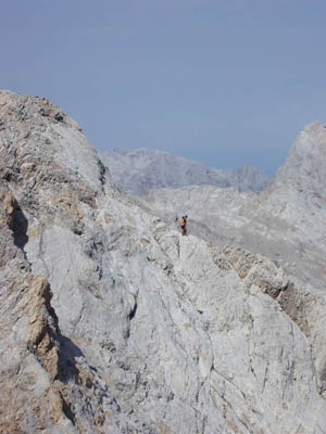 Heading down from the summit of Santa Ana CREDIT Alf Alderson Heading down from the summit of Santa Ana CREDIT Alf Alderson