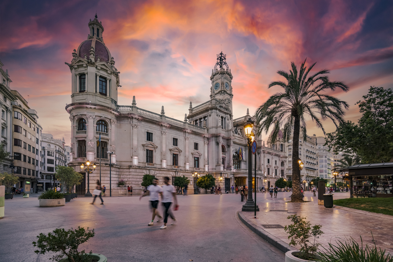 valencia-square-sunset