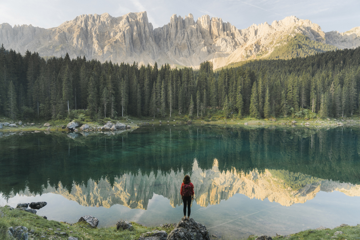 woman-lake-dolomites