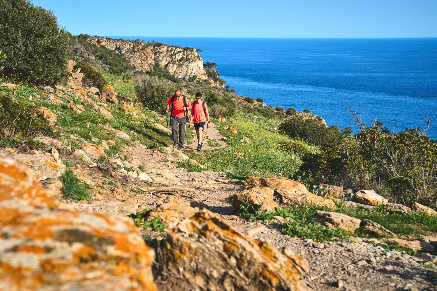 walking-costa-brava-catalonia-spain