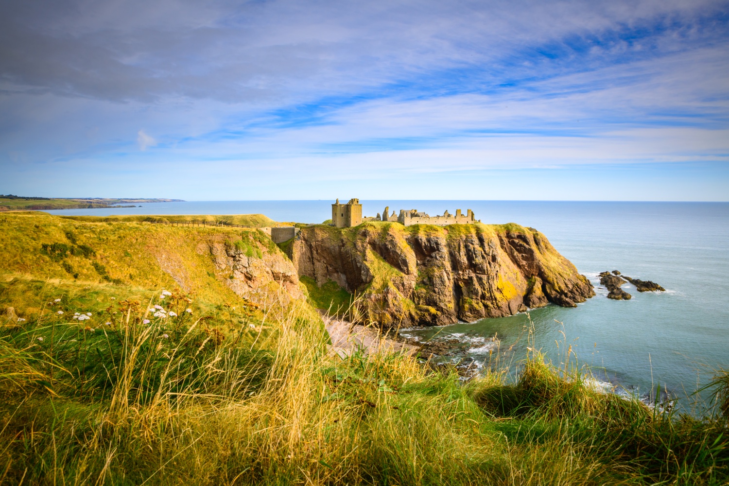 dunnottar-castle-aberdeenshire-scotland