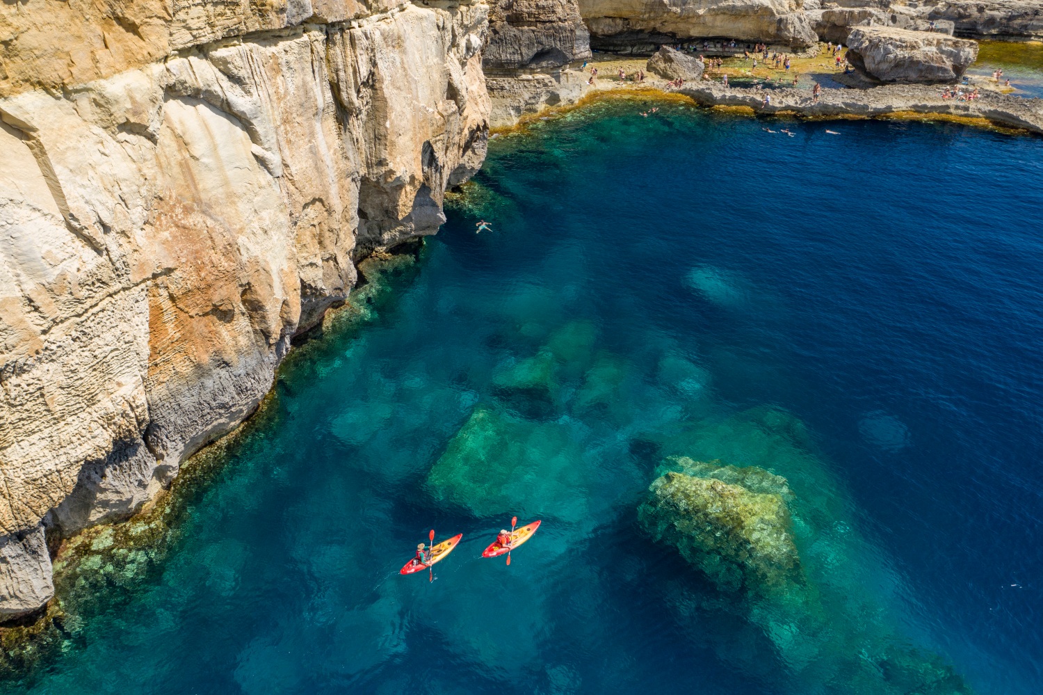 kayaking-malta