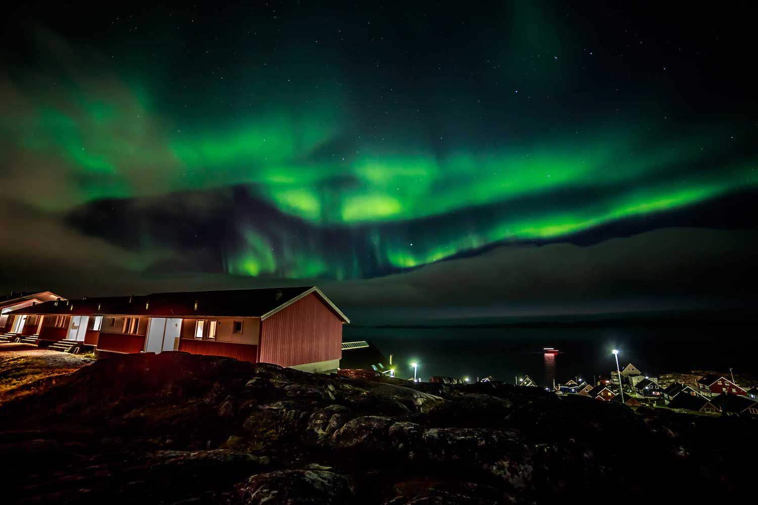 northern-lights-nuuk-greenland