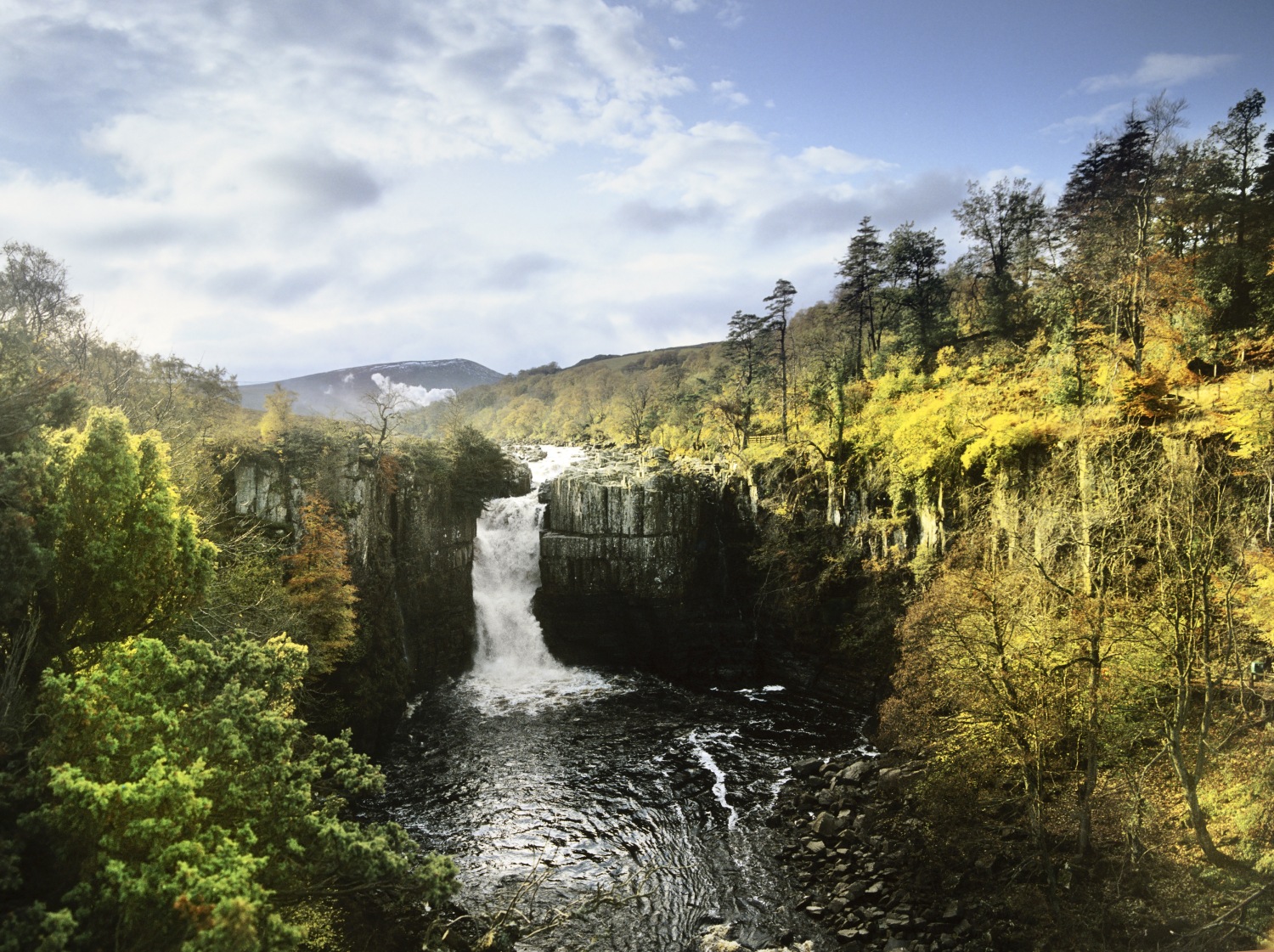 Waterfall surrounded by woodland_Pennine Way