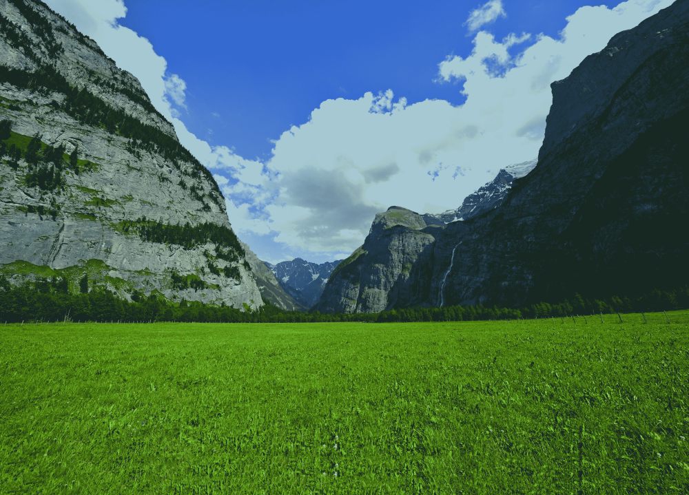 Through the Gastern Valley.jpg